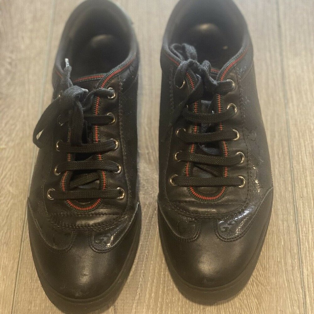 Gucci black monogram low top sneakers 37.5 246344